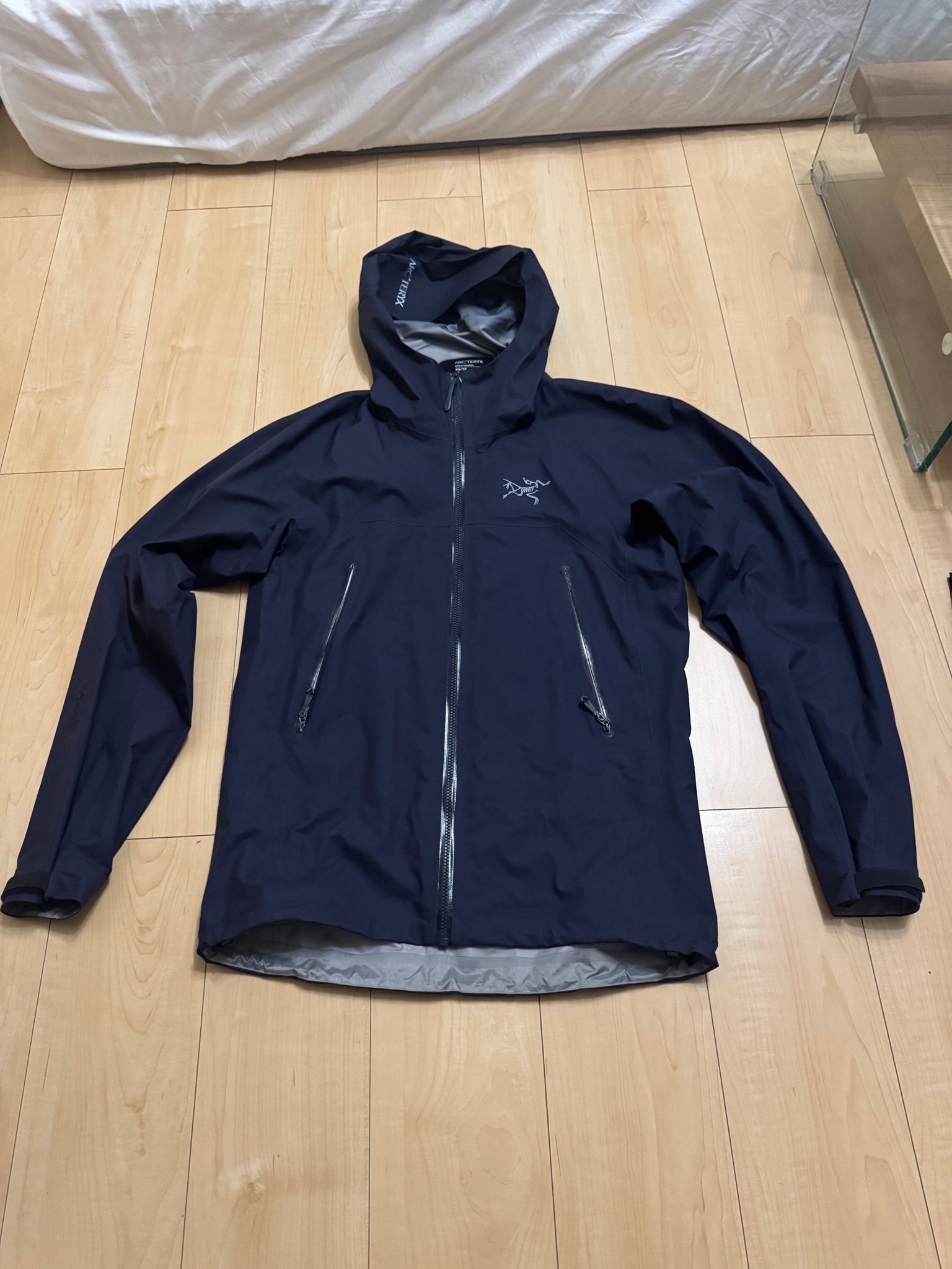 ARC'TERYX Beta Jacket "Black Sapphire"