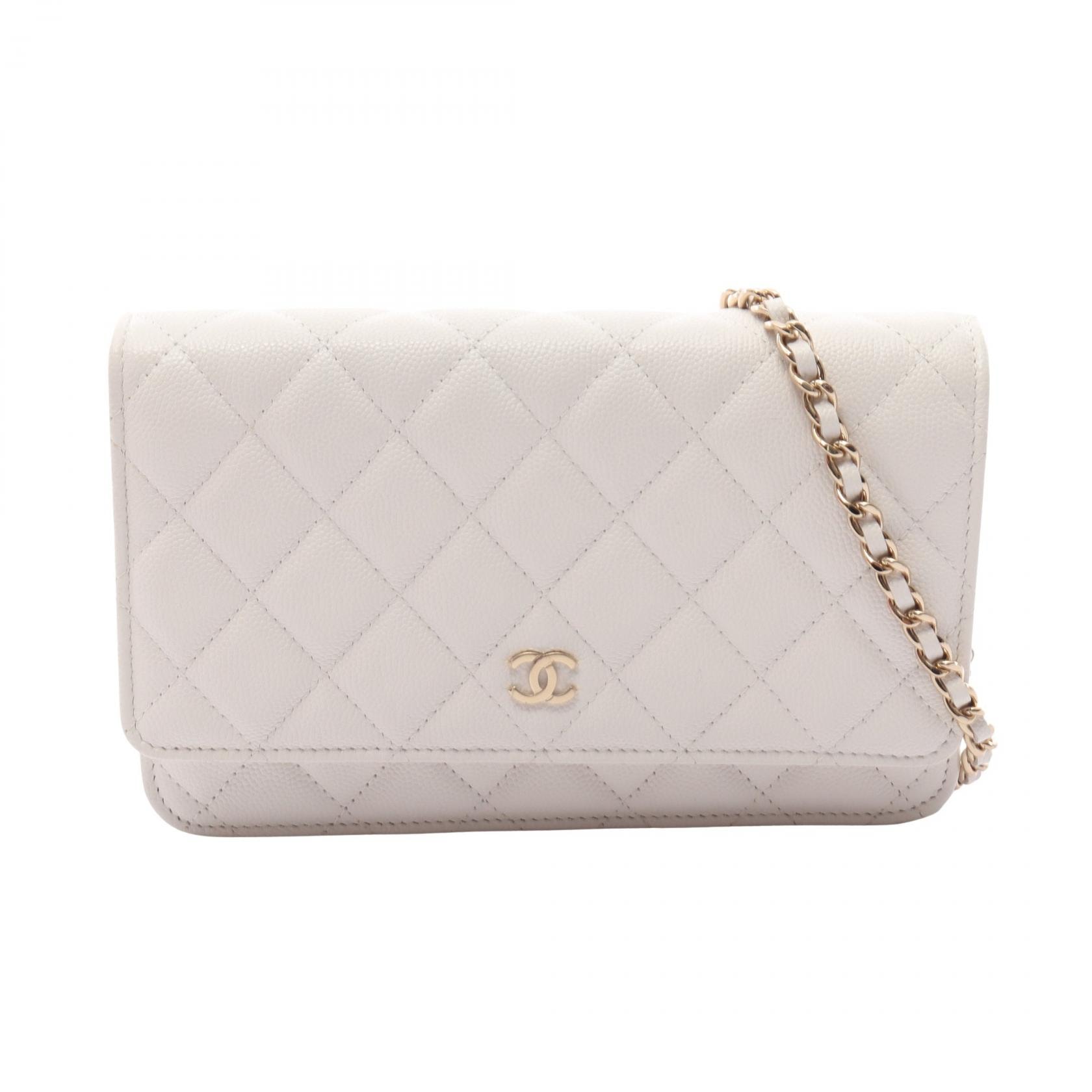 シャネル CHANEL マトラッセ ショルダーバッグ バッグ キャビアスキン(グレインドカーフ) レディース ホワイト系 AP0250 【中古】