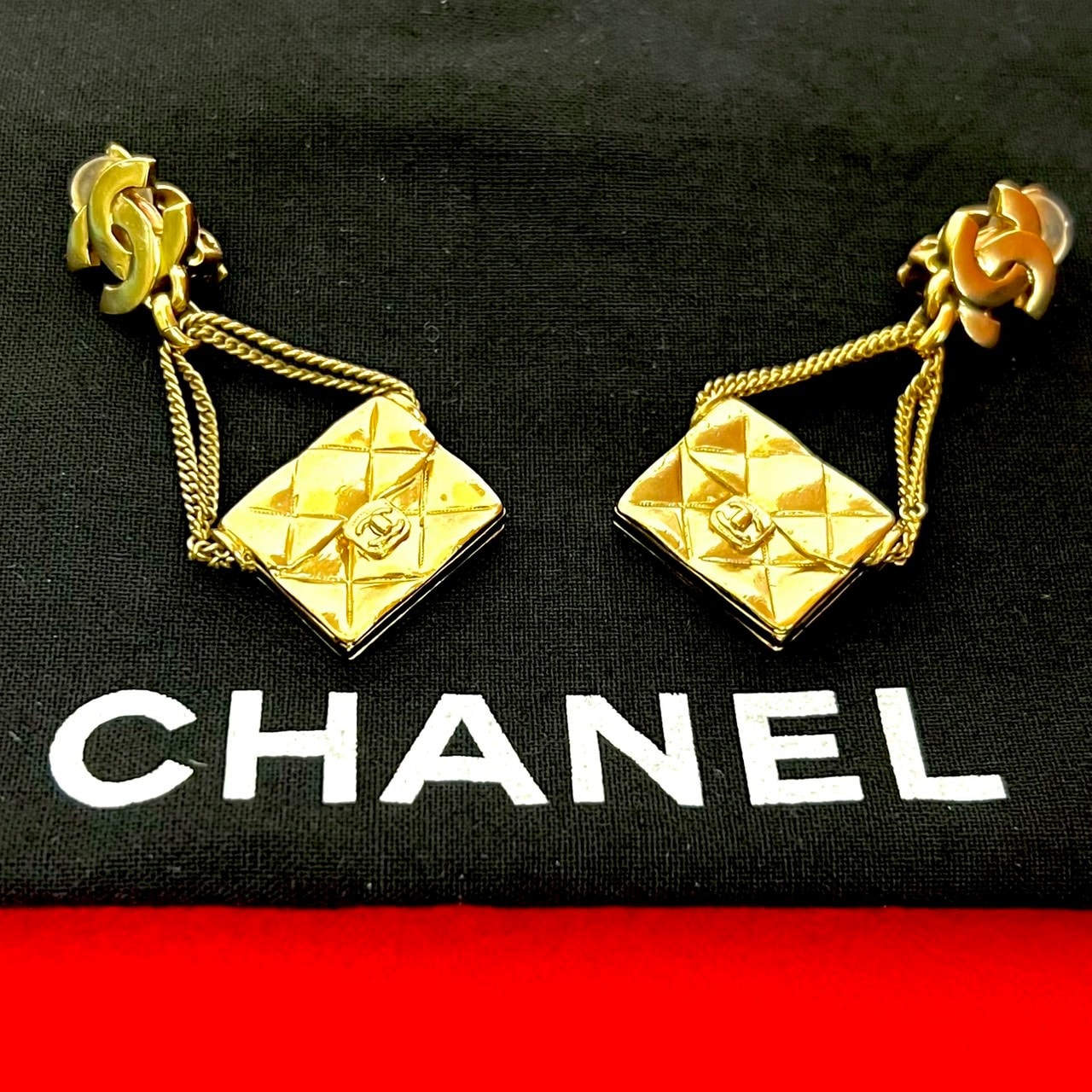 CHANEL シャネル ココマーク マトラッセ バッグモチーフ GP イヤリング ゴールド
 17048