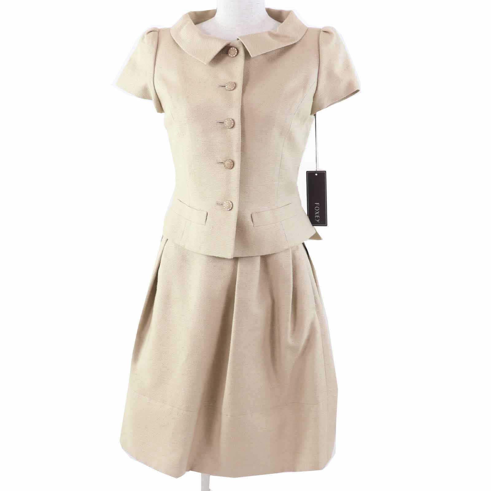極美品 フォクシー
 セットアップ ベージュ レディース 38 31529 31555