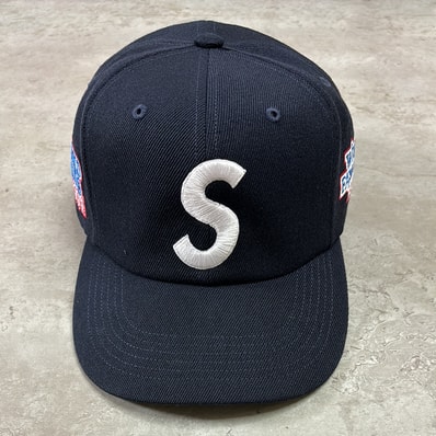Supreme World Famous S Logo 6-Panel "Navy"