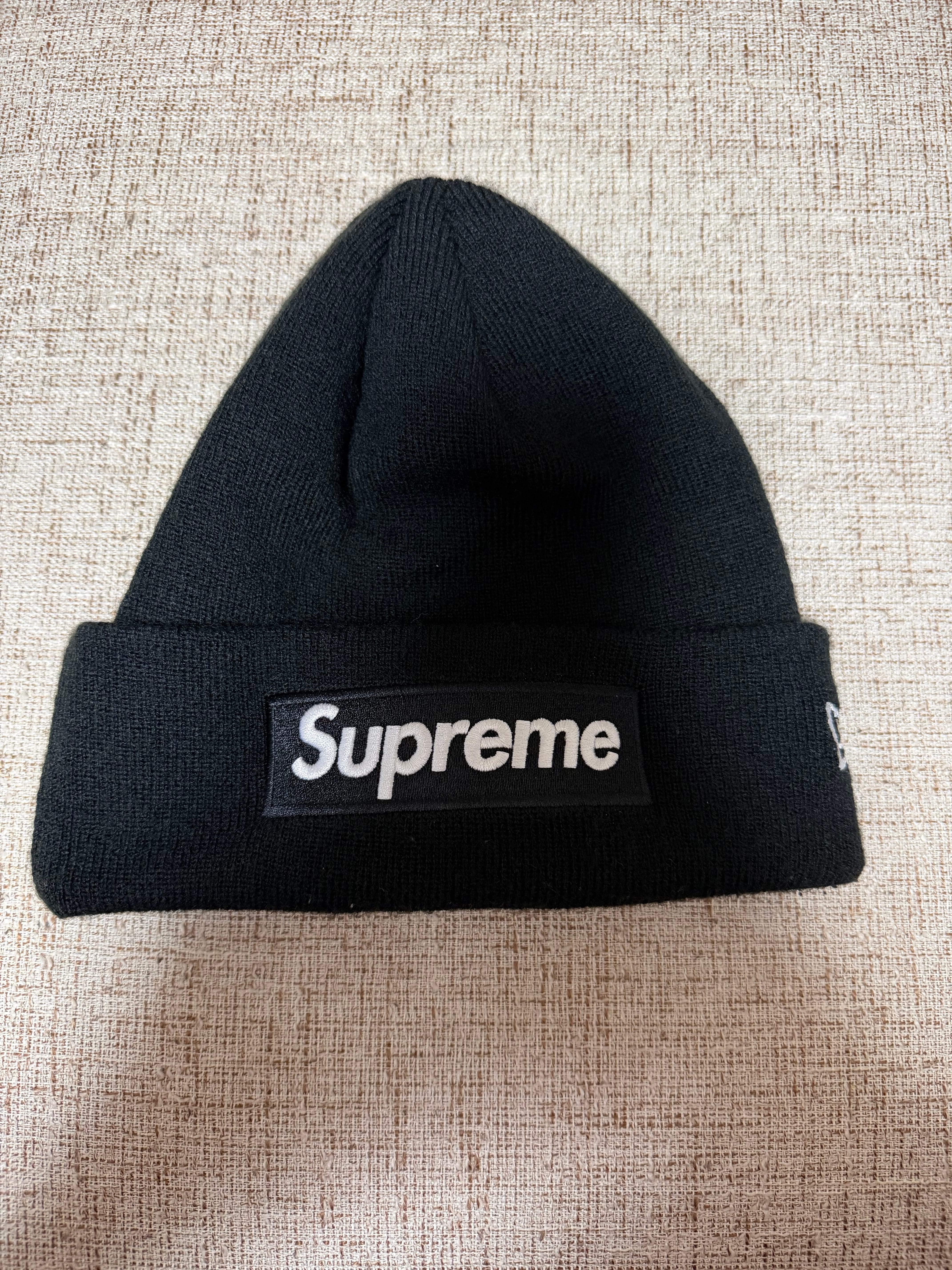 Supreme New Era® Box Logo Beanie "Black" (21FW)