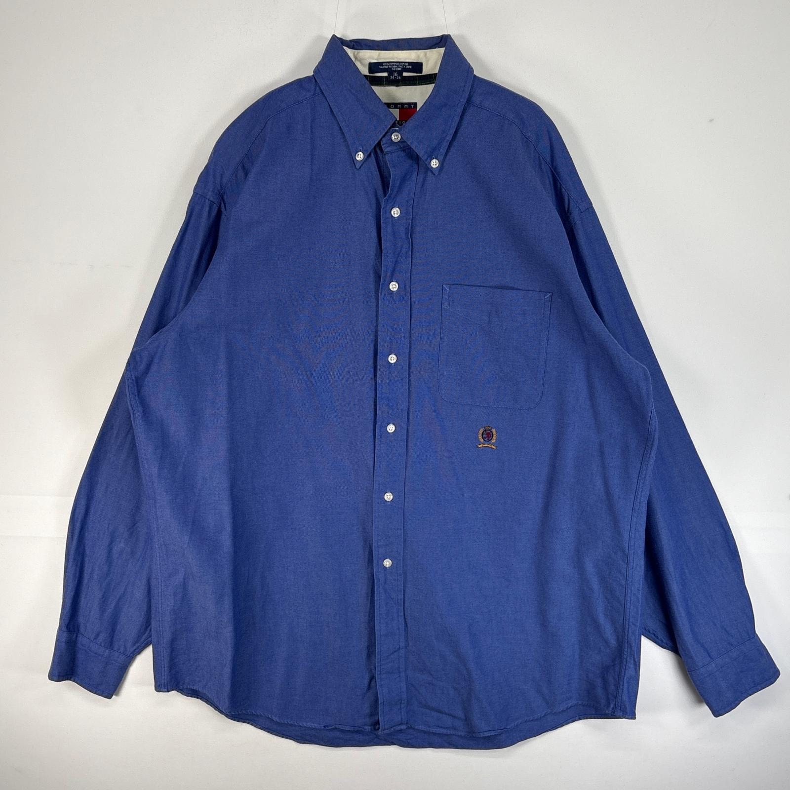 古着 90's/90年代 トミーヒルフィガー TOMMY HILFIGER 長袖シャツ 旧ロゴ 刺繍 ボタンダウン 胸ポケ 肉厚 L  ブルー 無地 メンズ