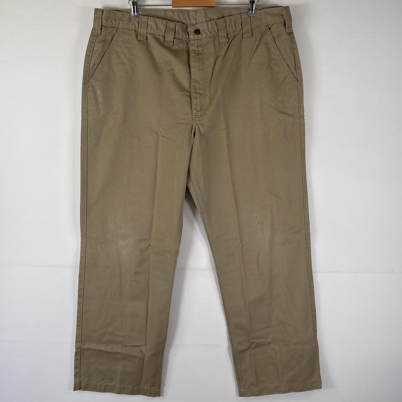 古着 カーハート Carhartt ワークパンツ 長ズボン ワンポイントロゴ 大きいサイズ 作業着 ブレンドツイル w44 L32  ベージュ系 メンズ