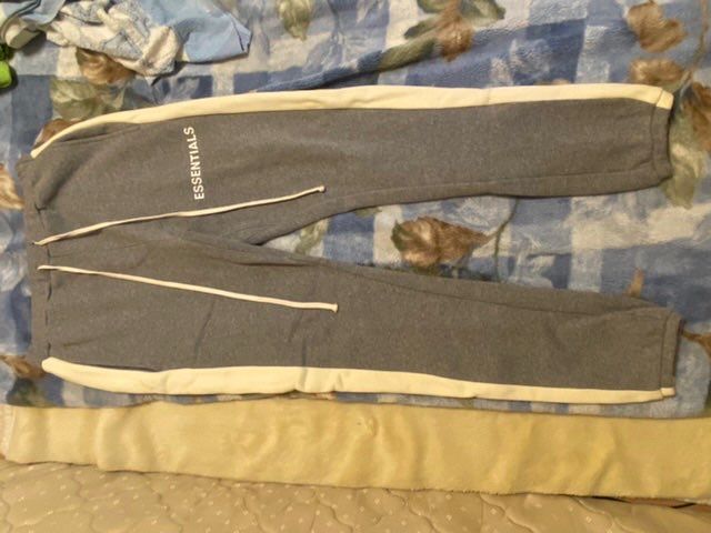 FEAR OF GOD Essentials Side Stripe Sweatpants "Grey"