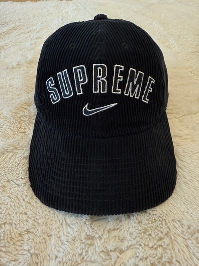 Supreme / Nike Arc Corduroy 6-Panel "Black"