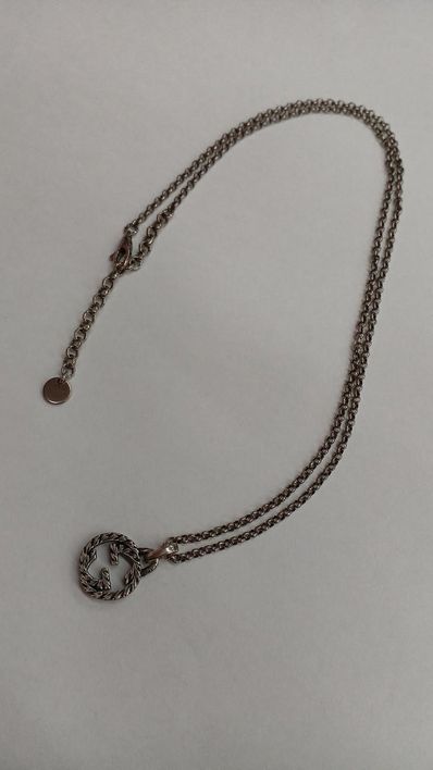 GUCCI Interlocking G Pendant Necklace