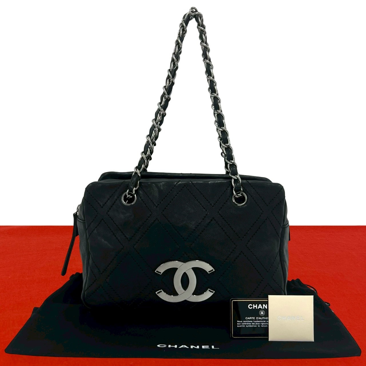 CHANEL シャネル ココマーク カーフ ショルダーバッグ ブラック
 28801