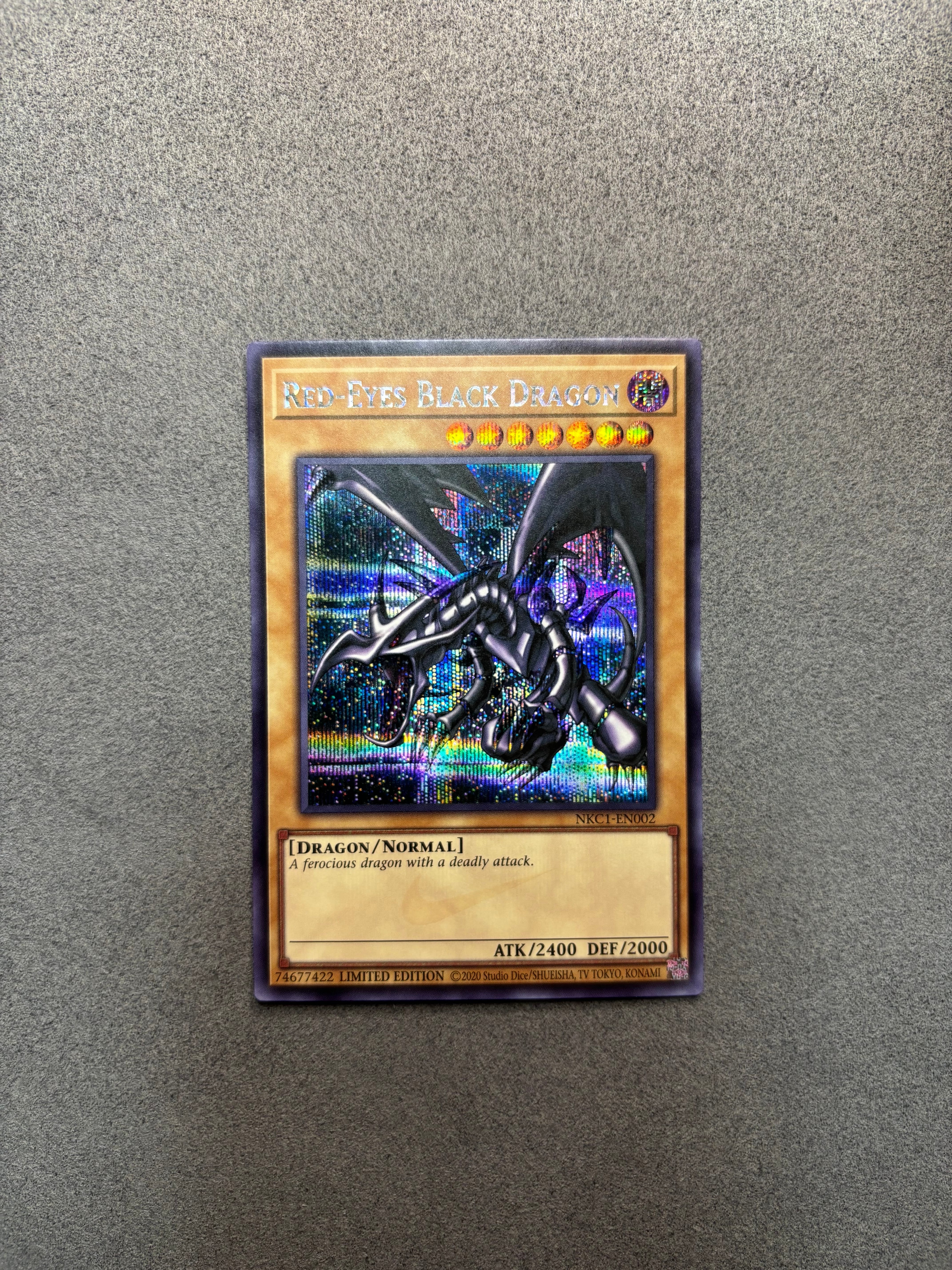 真紅眼の黒竜 SE [NKC1-EN002](遊戯王 x ナイキ エアーマックス 95 QS