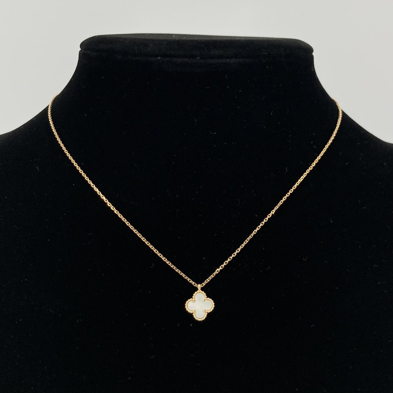 Van Cleef & Arpels(ヴァンクリーフ&アーペル) スウィート アルハンブラ マザー オブ パール Au750 ネックレス 2.81g ホワイト×ゴールド