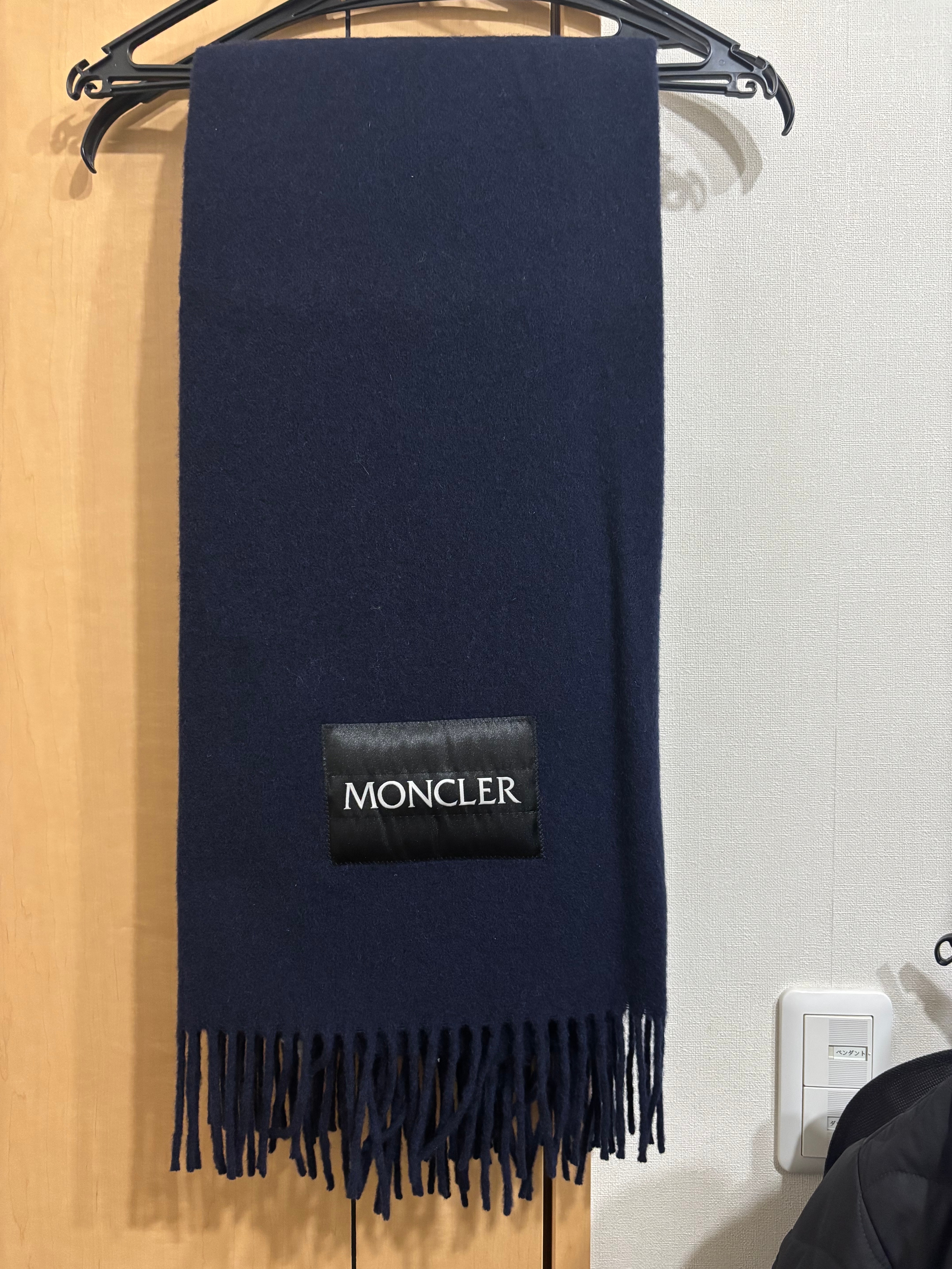 モンクレール マフラー ネイビー
