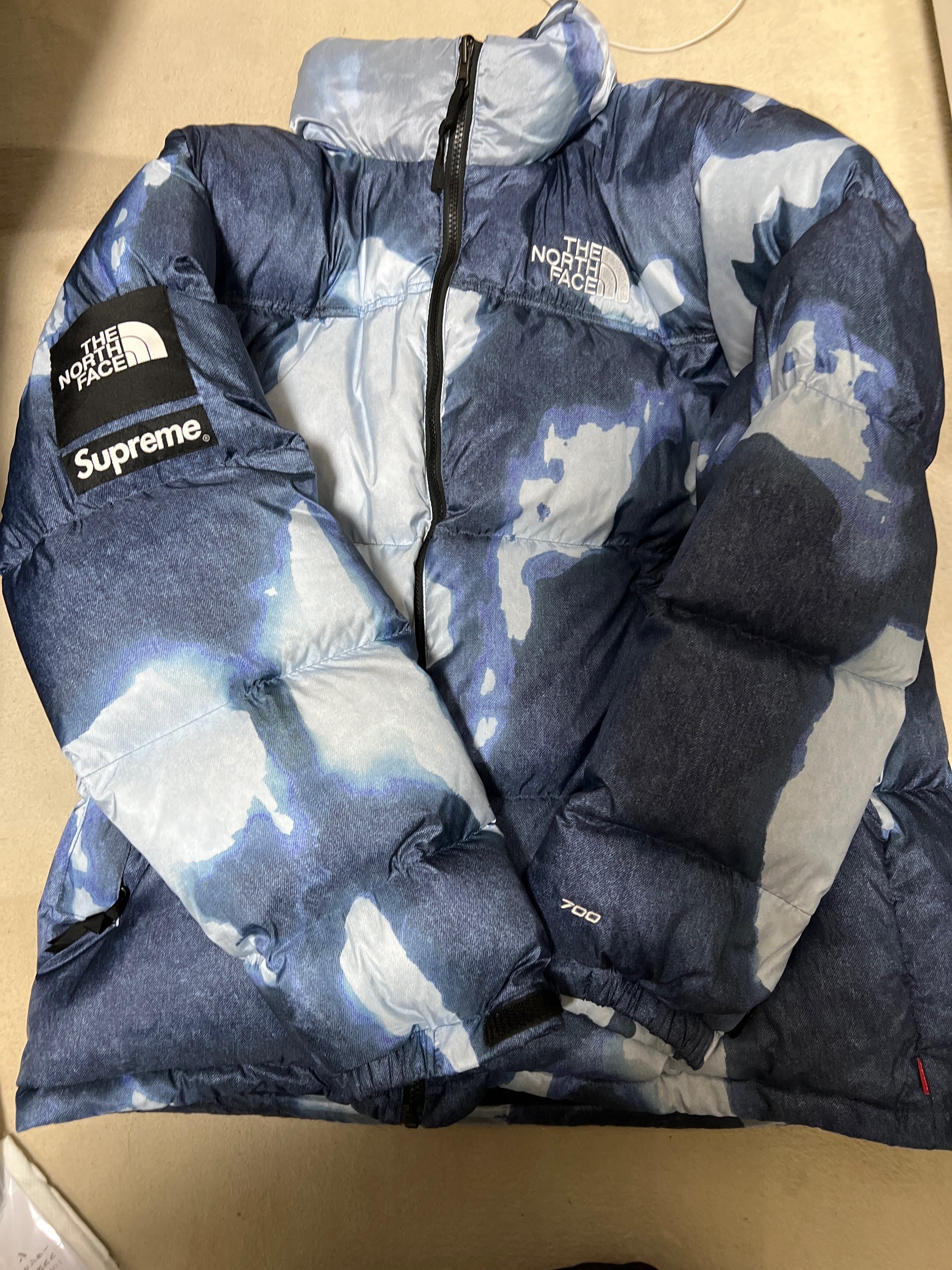 Supreme x The North Face Bleached Denim Print Nuptse Jacket "Indigo"