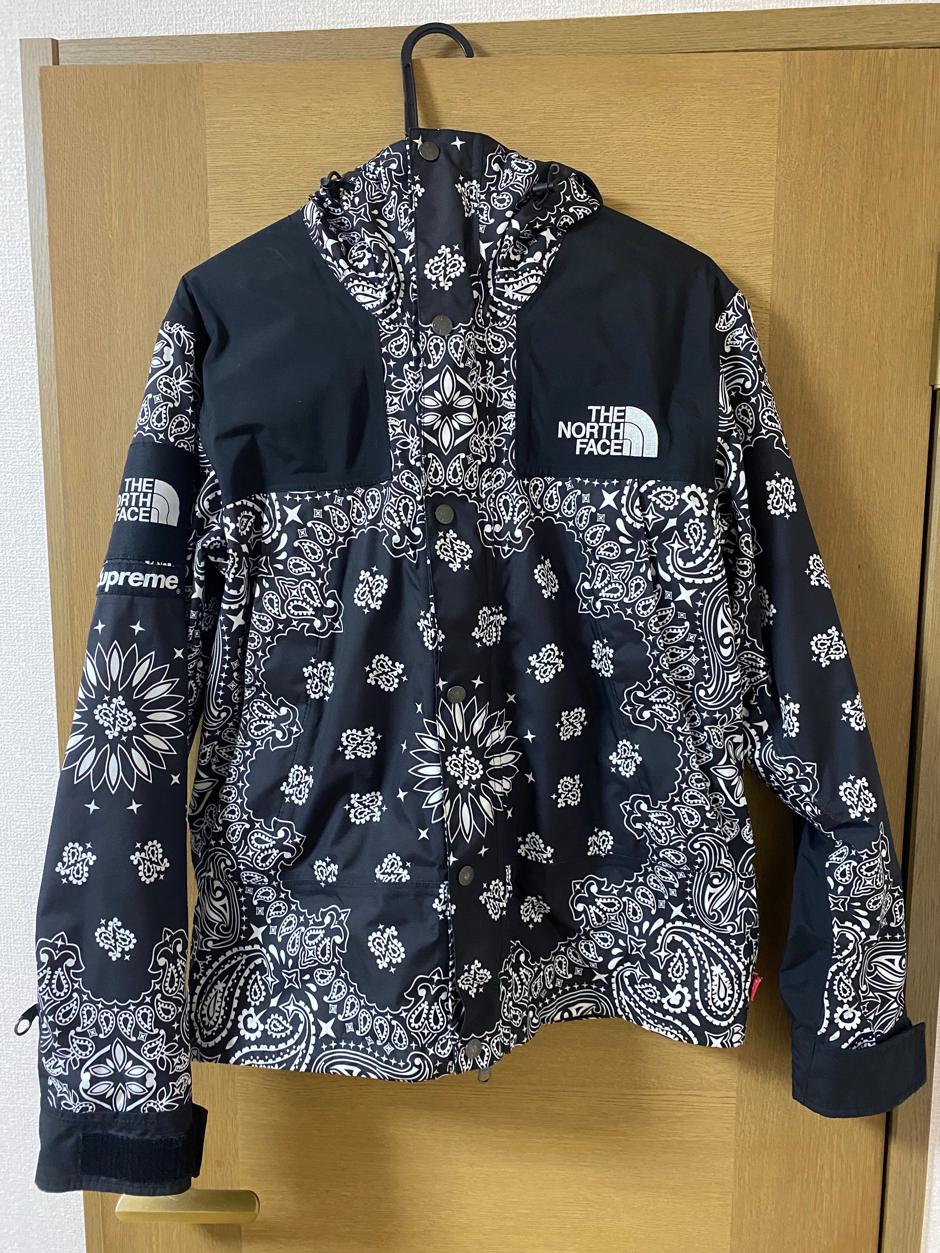 Supreme The North Face Bandana Mountain Parka "Black"