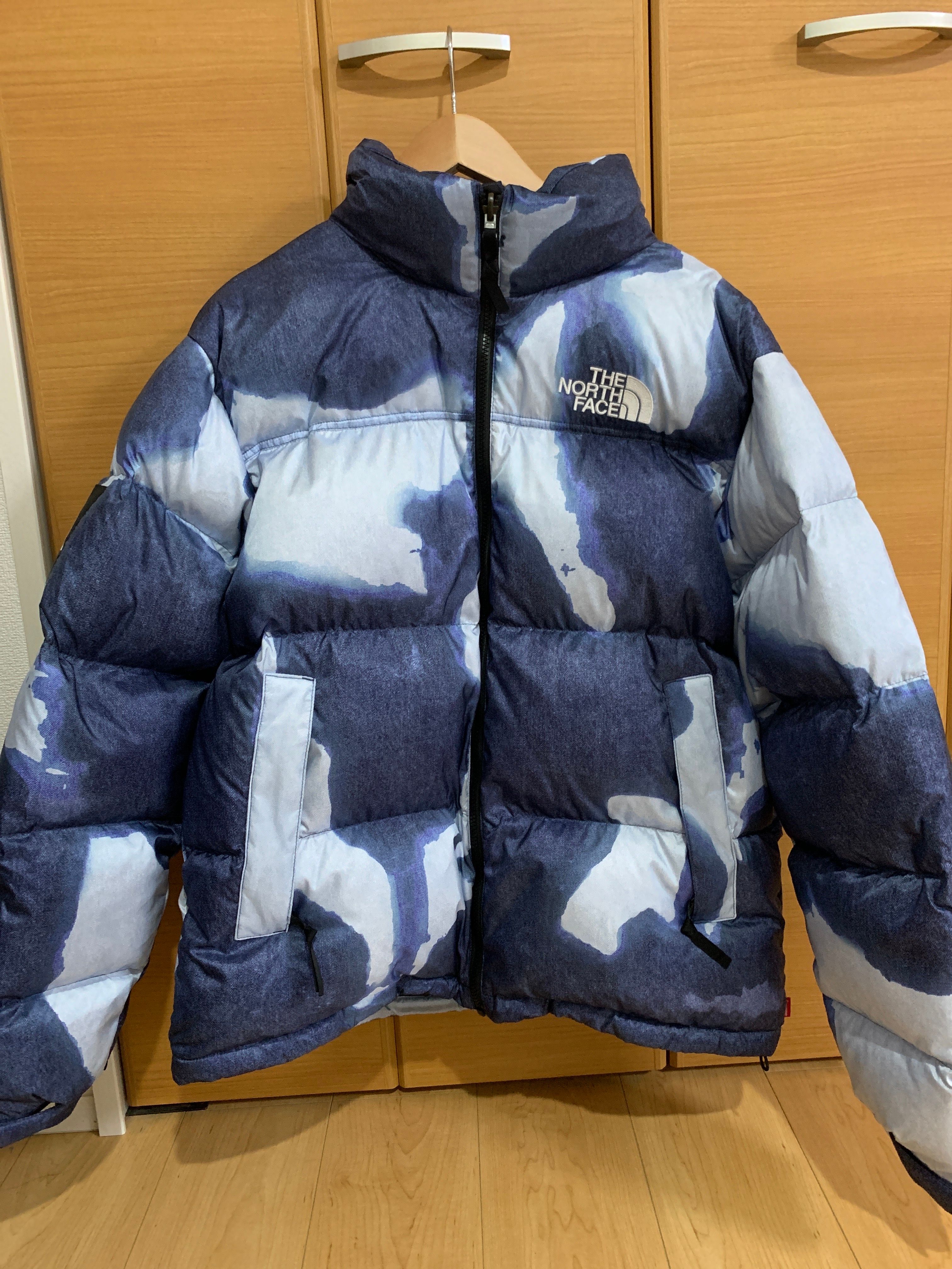 Supreme x The North Face Bleached Denim Print Nuptse Jacket "Indigo"
