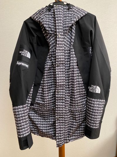 Supreme x The North Face Studded Mountain Light Jacket "Black"