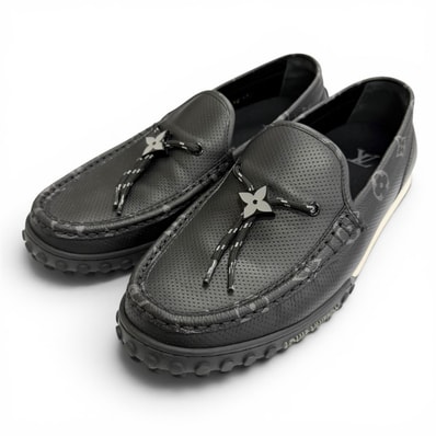 極美品 ルイヴィトン LV レーサー ライン ドライビングシューズ 黒 7.5