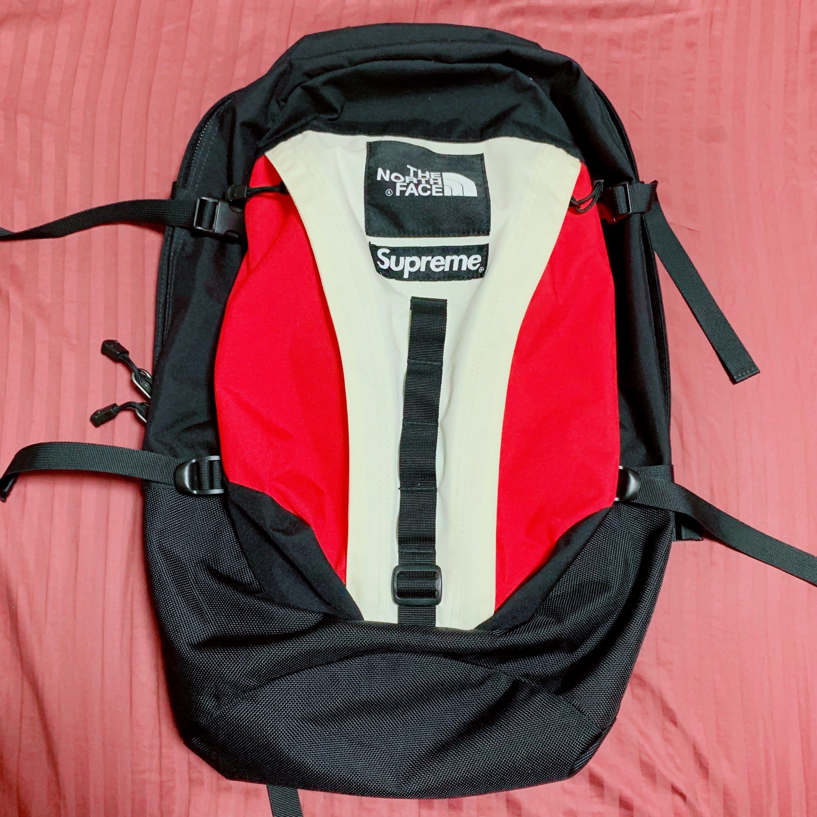 Supreme x The North Face Backpack "White" NM81876I / NF0A3SE6