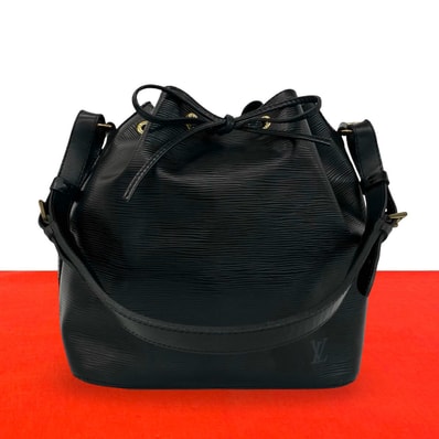 LOUIS VUITTON ルイヴィトン プチ ノエ エピ レザー ショルダーバッグ ブラック
22958
