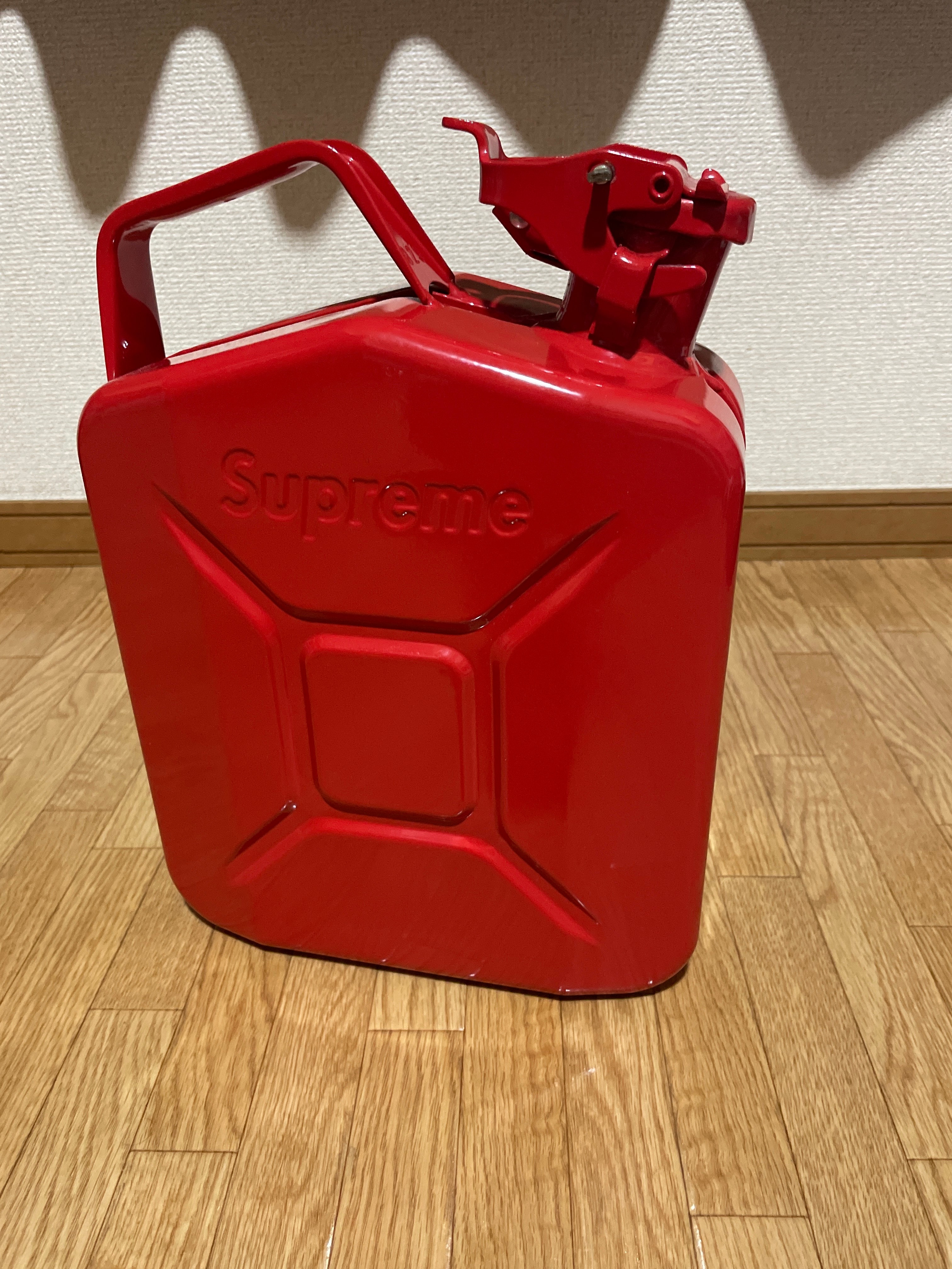 Supreme / Wavian 5L Jerry Can 