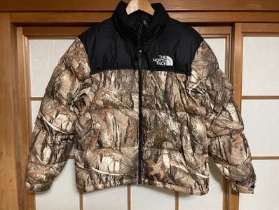 The North Face 1996 RETRO NUPTSE PACKABLE JACKET 海外版 "Leaves"