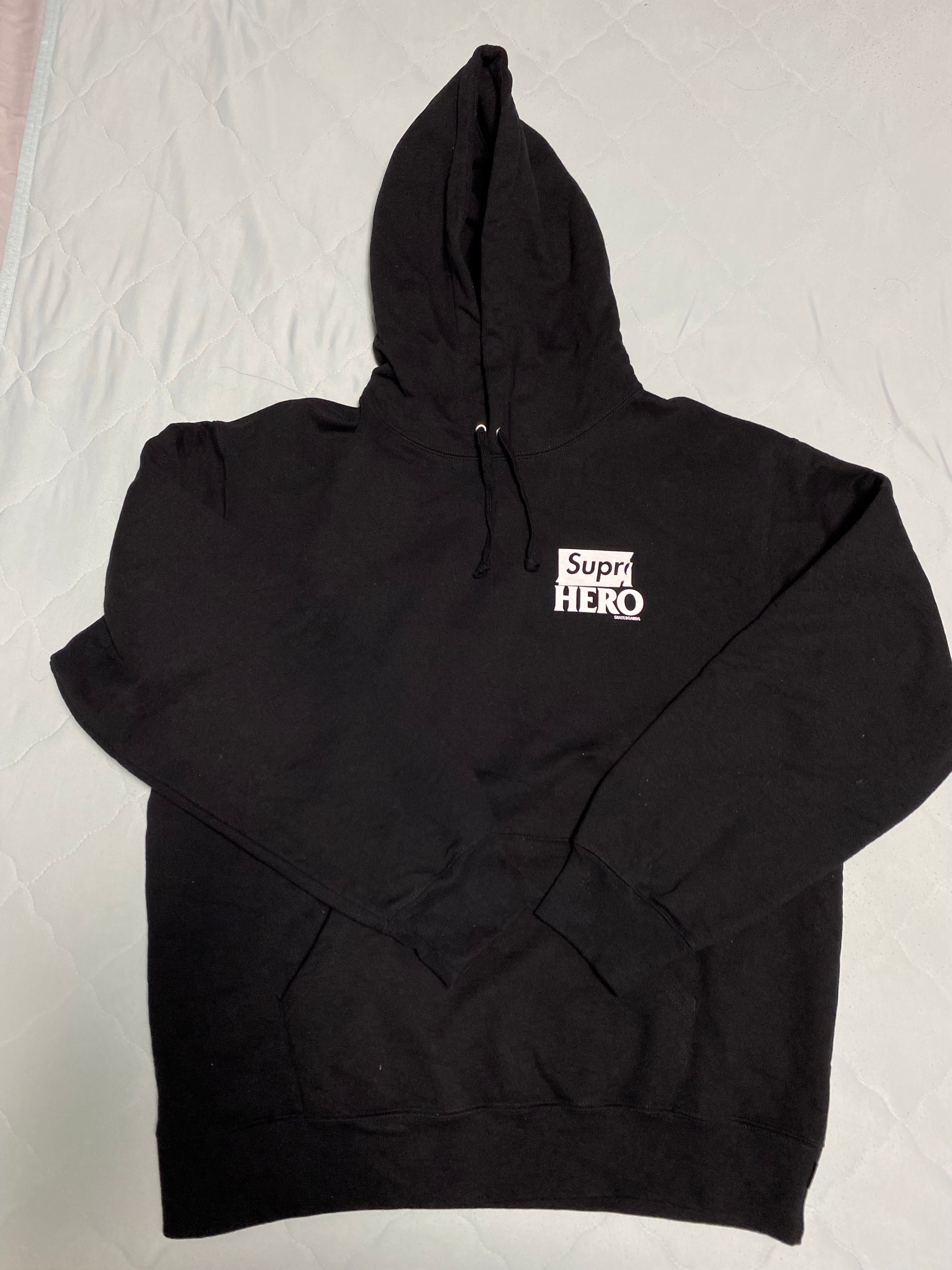 Supreme / ANTIHERO Hooded Sweatshirt "Black"