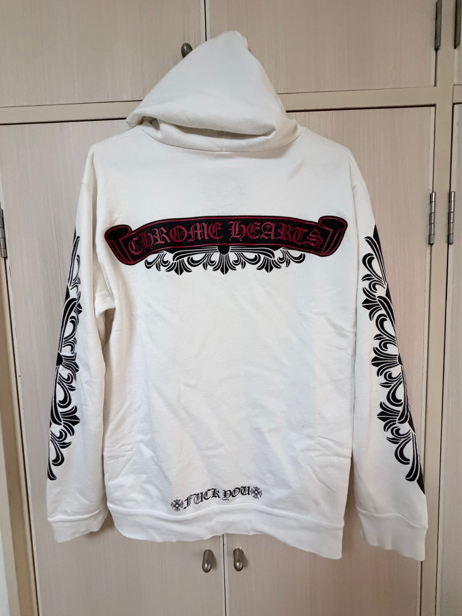 CHROME HEARTS ジップパーカー