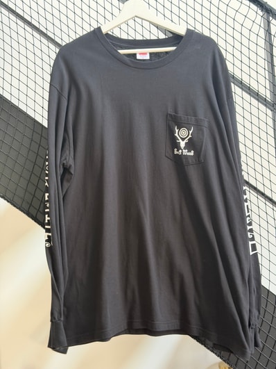 Supreme / SOUTH2 WEST8 L/S Pocket Tee "Black"