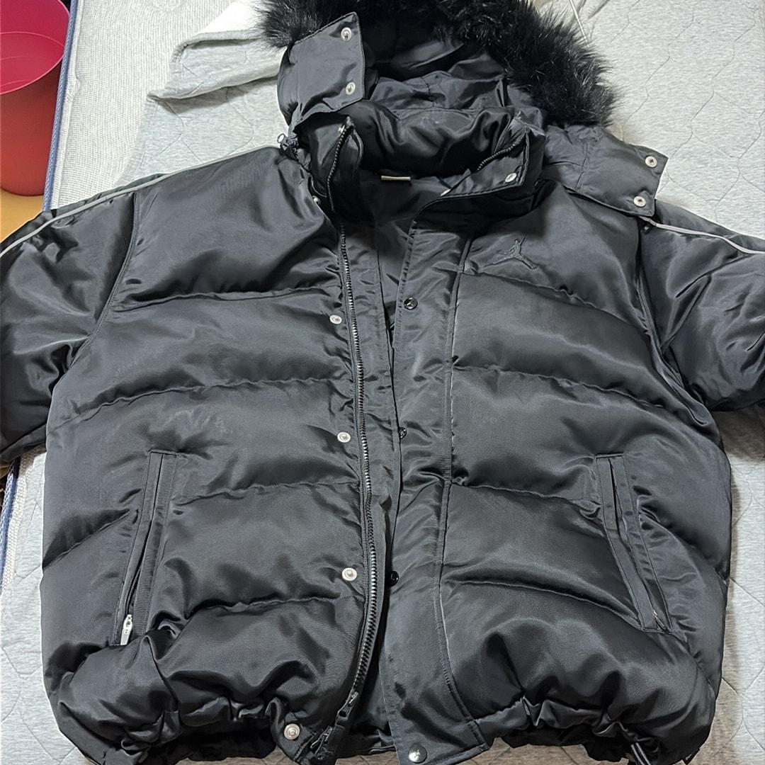 Supreme x Jordan Puffer Jacket "Black"