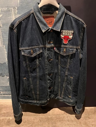 激レア!CHICAGO BULLS/シカゴブルズ/Levi's/リーバイス/デニムジャケット/トラッカージャケット/NBA/バスケ/JORDAN/ジョーダン/RODMAN/ロッドマン/Pippen/ピッペン/アメカジ/ストリート