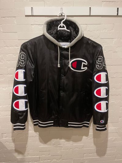 Supreme / Champion® Hooded Satin Varsity Jacket "Black"