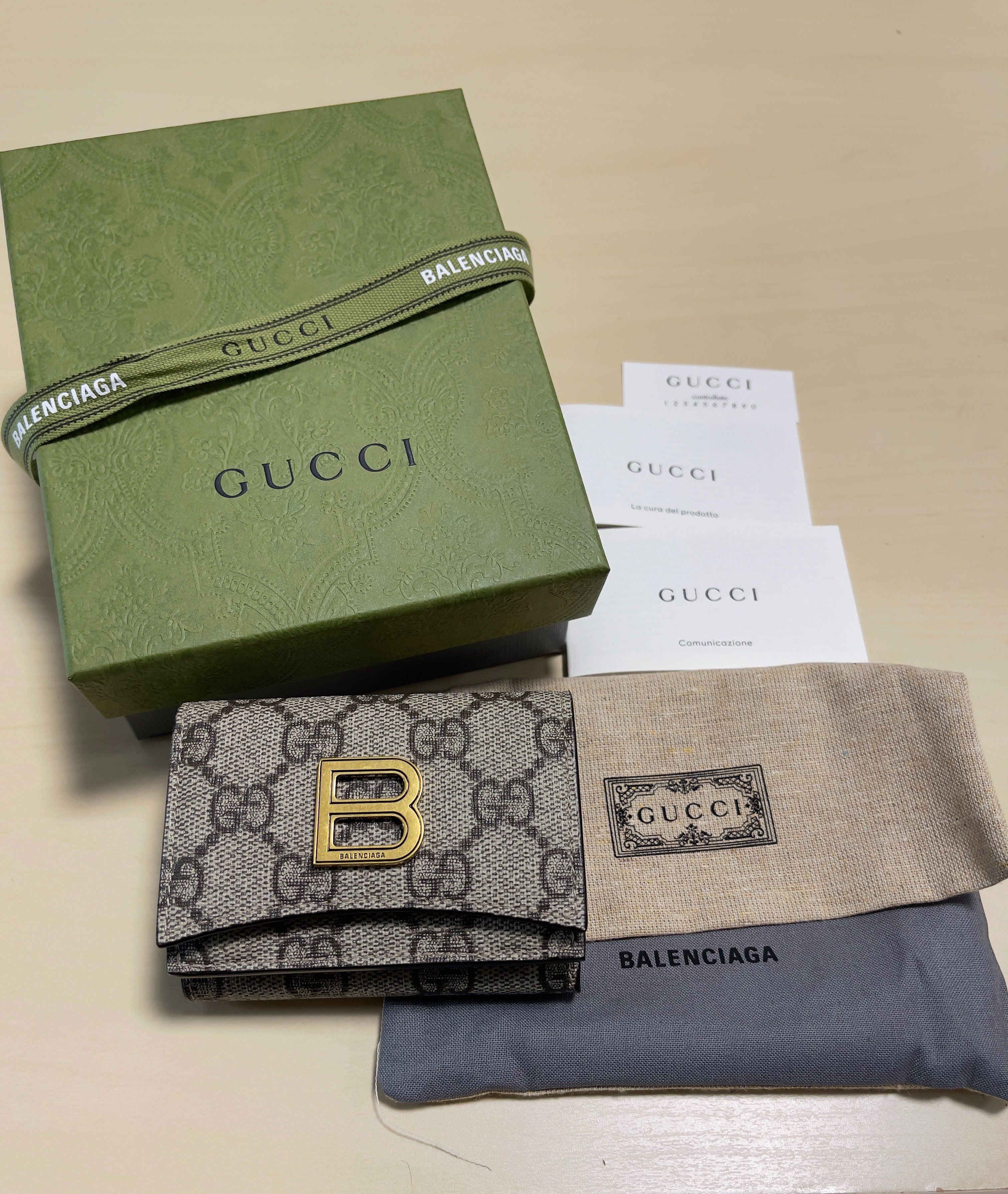 GUCCI x BALENCIAGA The Hacker Card Case Wallet "Beige/Ebony"