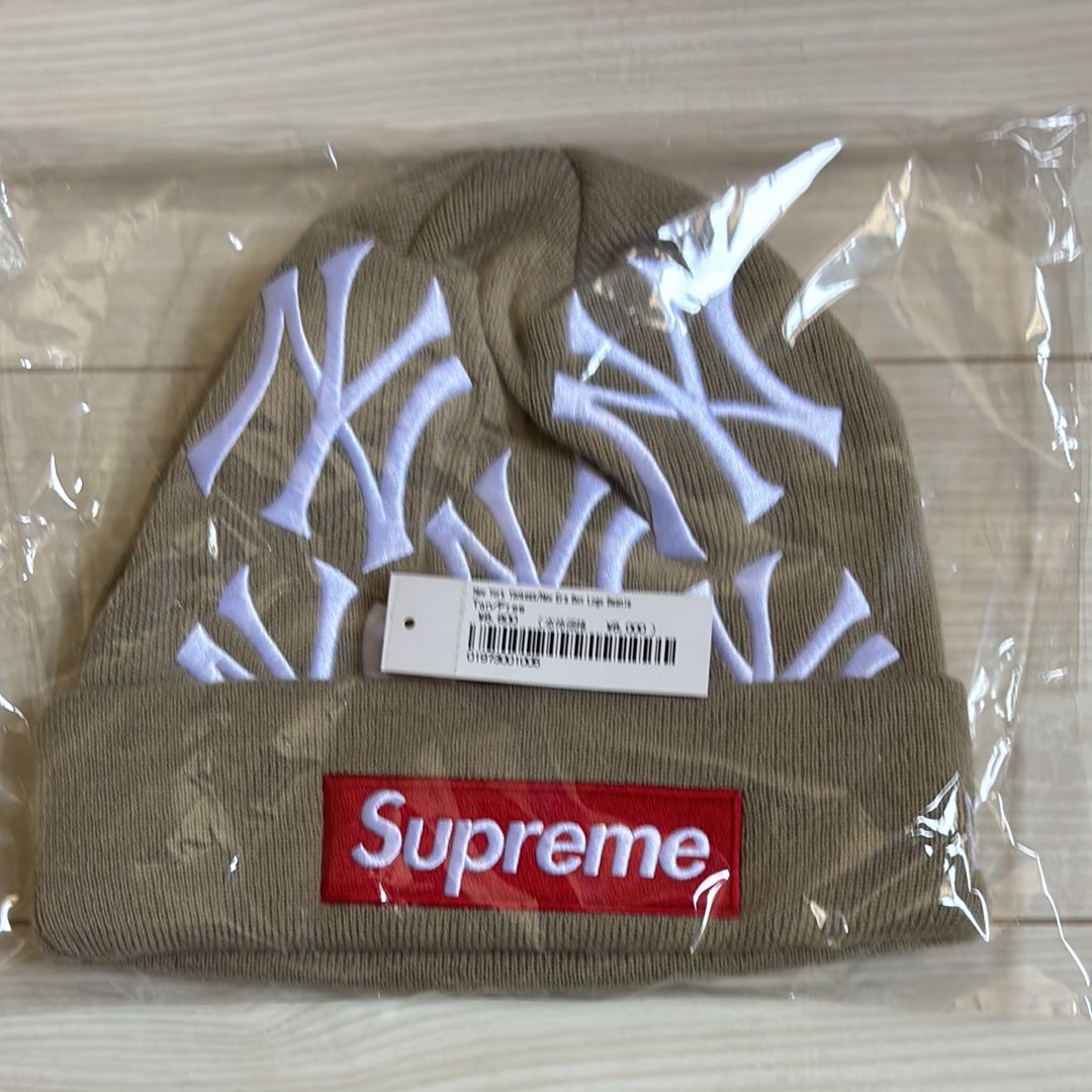 Supreme / New York Yankees / New Era Box Logo Beanie "Tan"