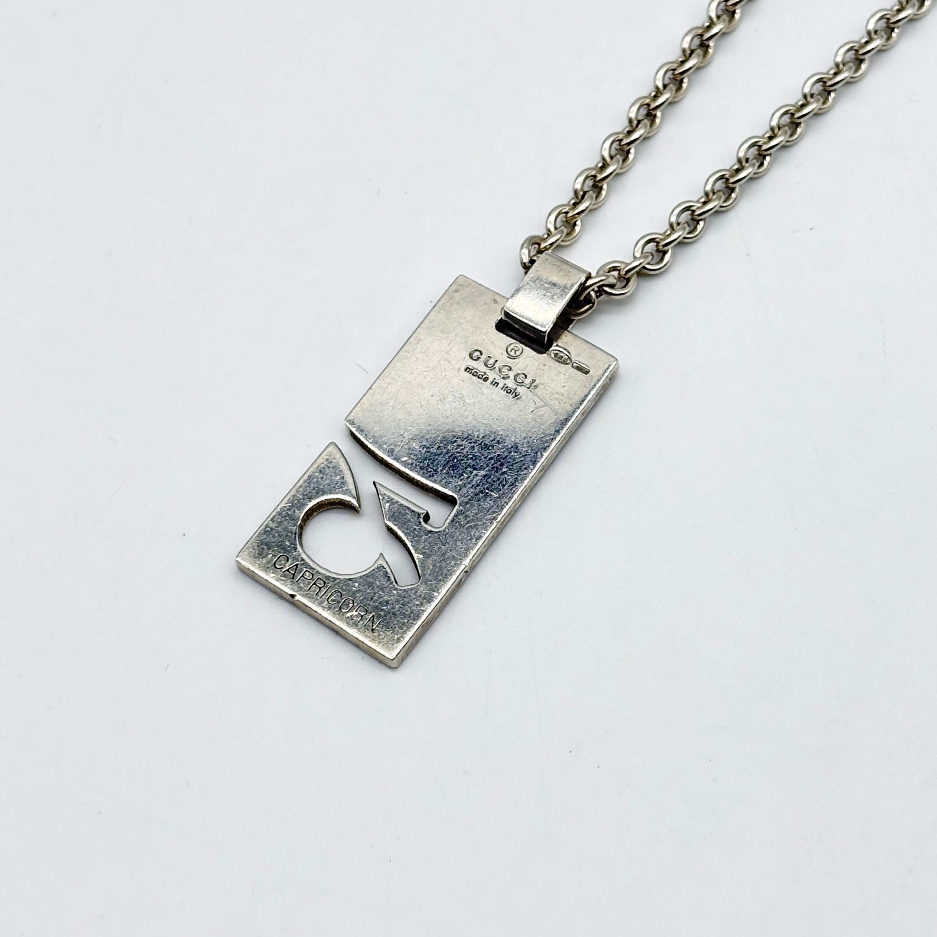 グッチ ペンダントトップ 星座 CAPRICORN やぎ座