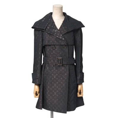 ■美品■LOUIS VUITTON ルイ・ヴィトン トレンチコート サイズ38 モノグラム サテンロゴ 総柄 ベルテッド ダブル ロングコート フランス製 ブランド古着【中古】20251111/RA6531