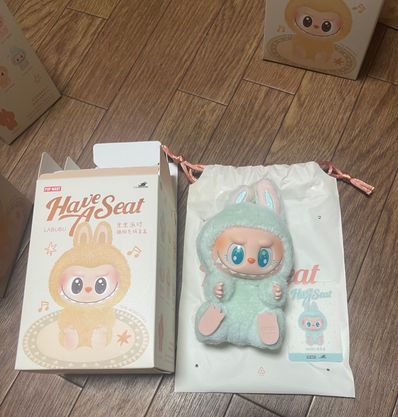 POP MART THE MONSTERS (LABUBU) Have a Seat Plush Series QUQU