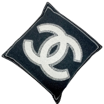シャネル CHANEL ウール ブラック ホワイト ココマーク ロゴ クッション