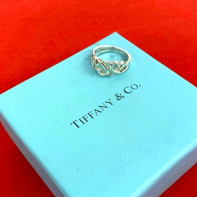 TIFFANY&Co. ティファニー トリプル ラビング ハート シルバー925 リング・指輪 11号 シルバー
b0049