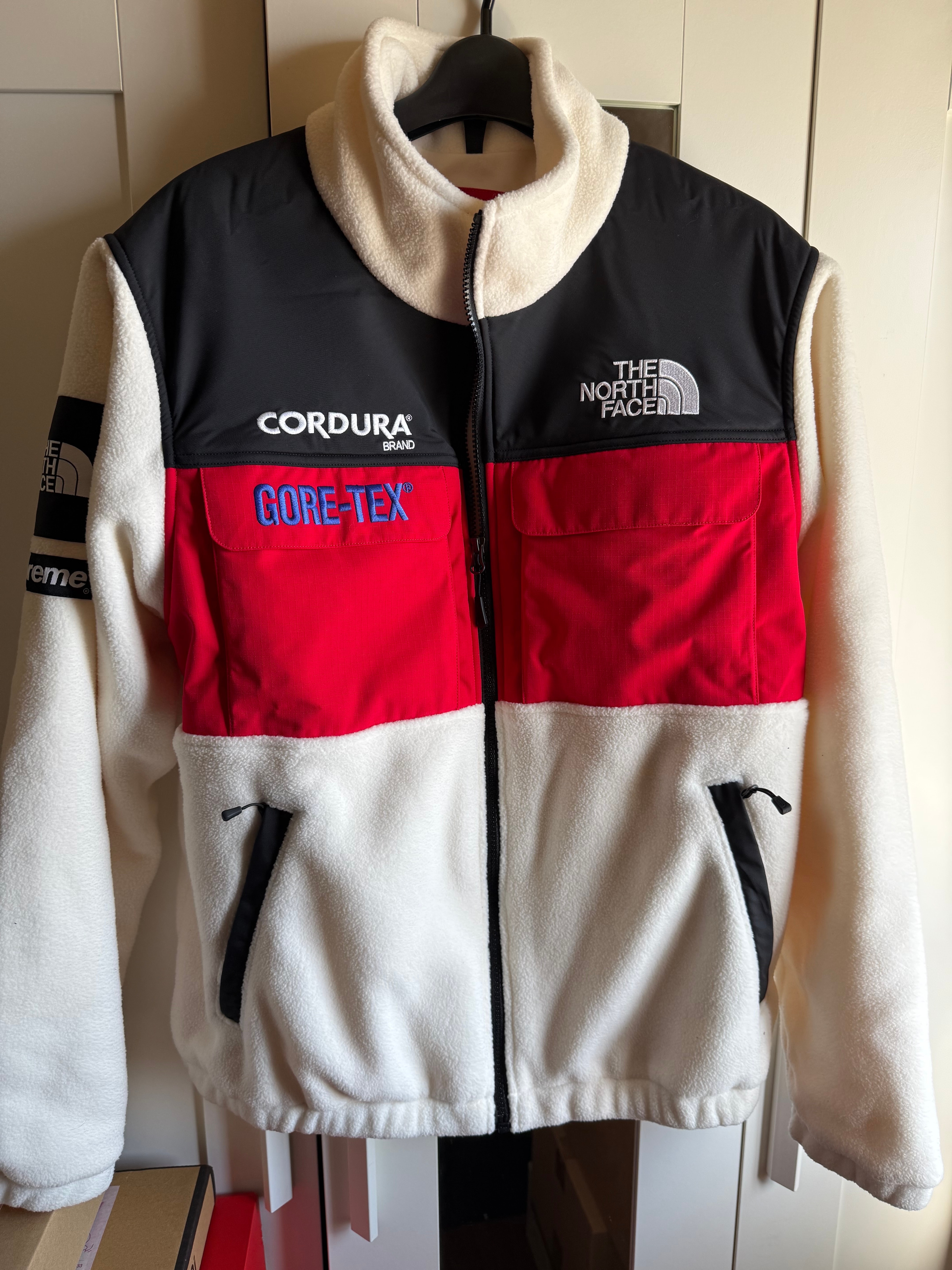 Supreme x The North Face Expedition Fleece Jacket "White"