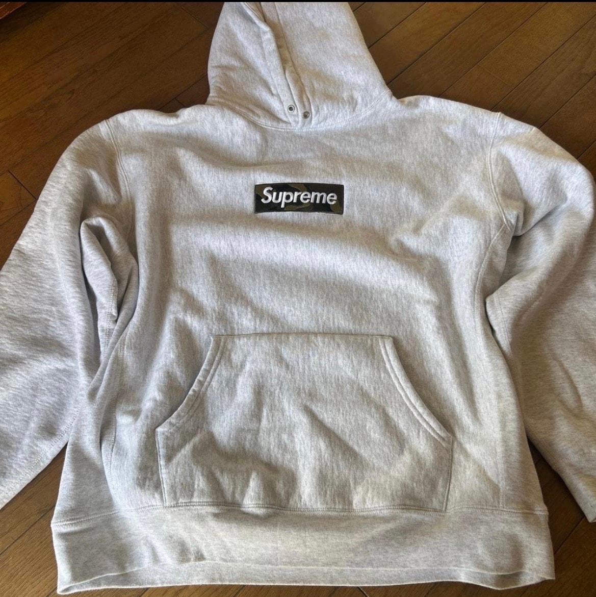 シュプリーム ボックス ロゴ フーディー スウェットシャツ "アッシュ グレー" (23FW)