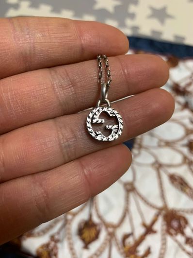 GUCCI Interlocking G Pendant Necklace