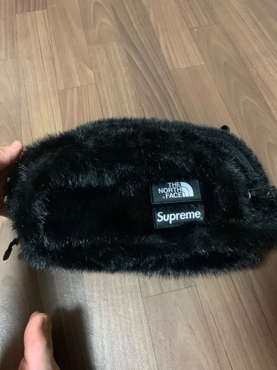 Supreme x The North Face Faux Fur Waist Bag "Black" NM82093I / NF0A5G87