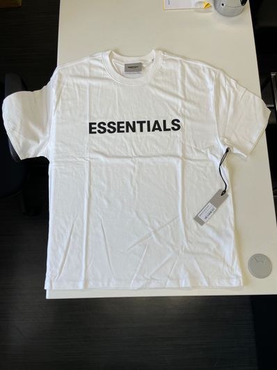 FEAR OF GOD ESSENTIALS 3D Silicon Applique Boxy T-Shirt "White"