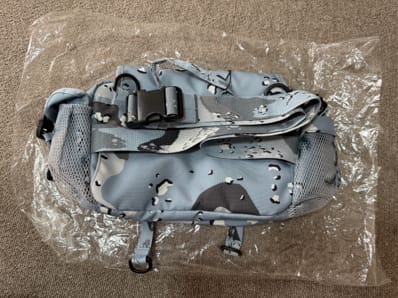 Supreme 20SS Waist Bag Supreme 20SS Waist Bag