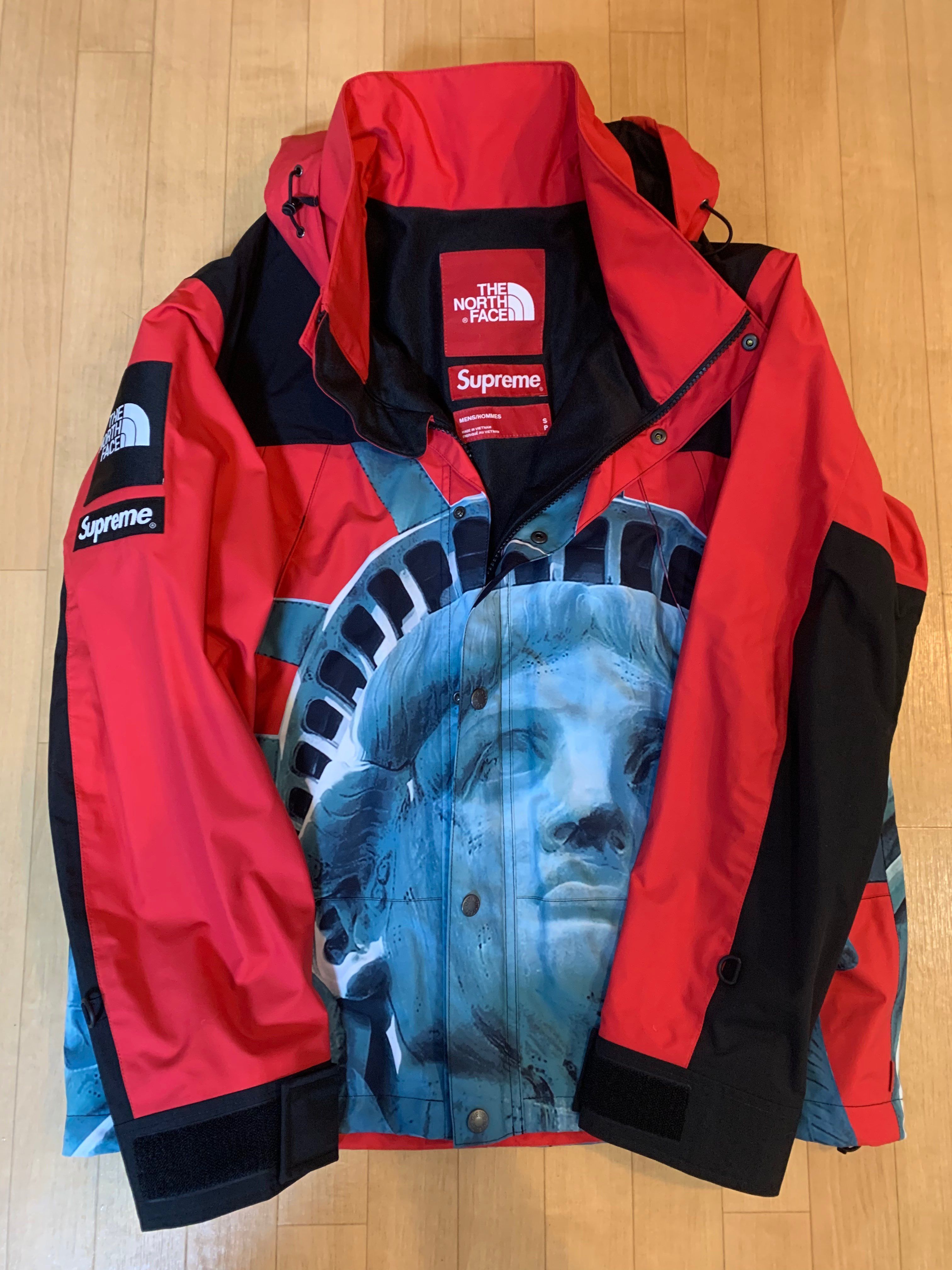 Supreme x The North Face Statue of Liberty Mountain Jacket "Red"
