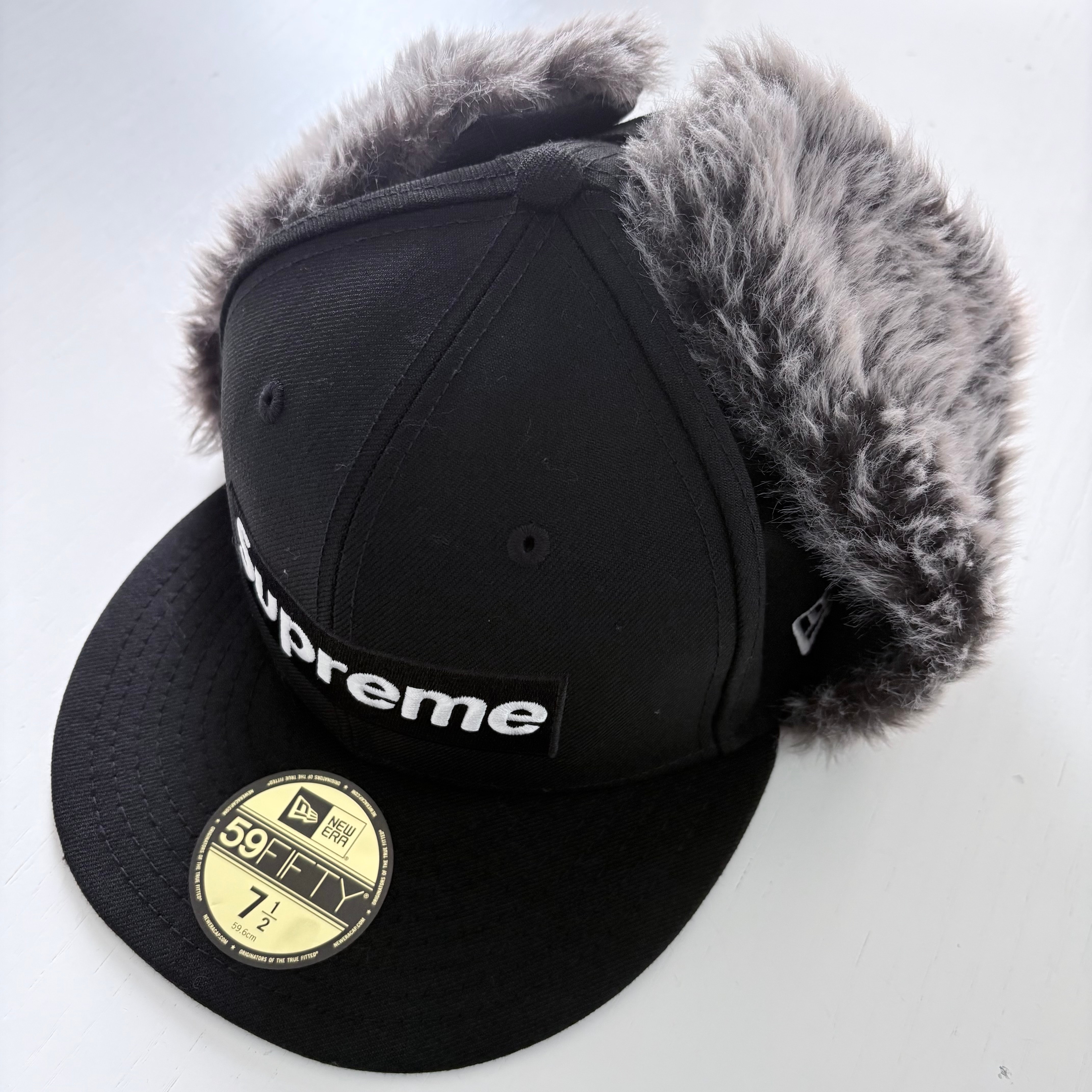帽子 Supreme Earflap New Era 7 3/8 Supreme Earflap New Era® 