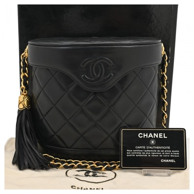 シャネル ショルダーバッグ ユニセックス