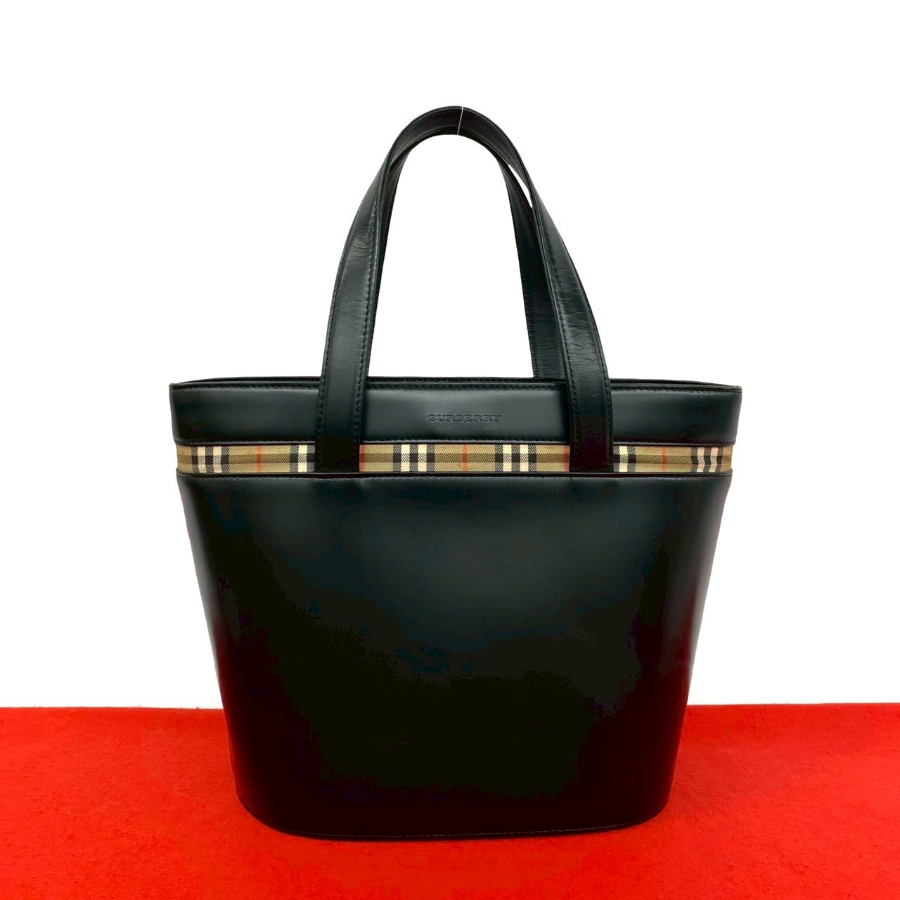 BURBERRY バーバリー ノバチェック 柄 ロゴ 刻印 カーフ ハンドバッグ ブラック
 41743