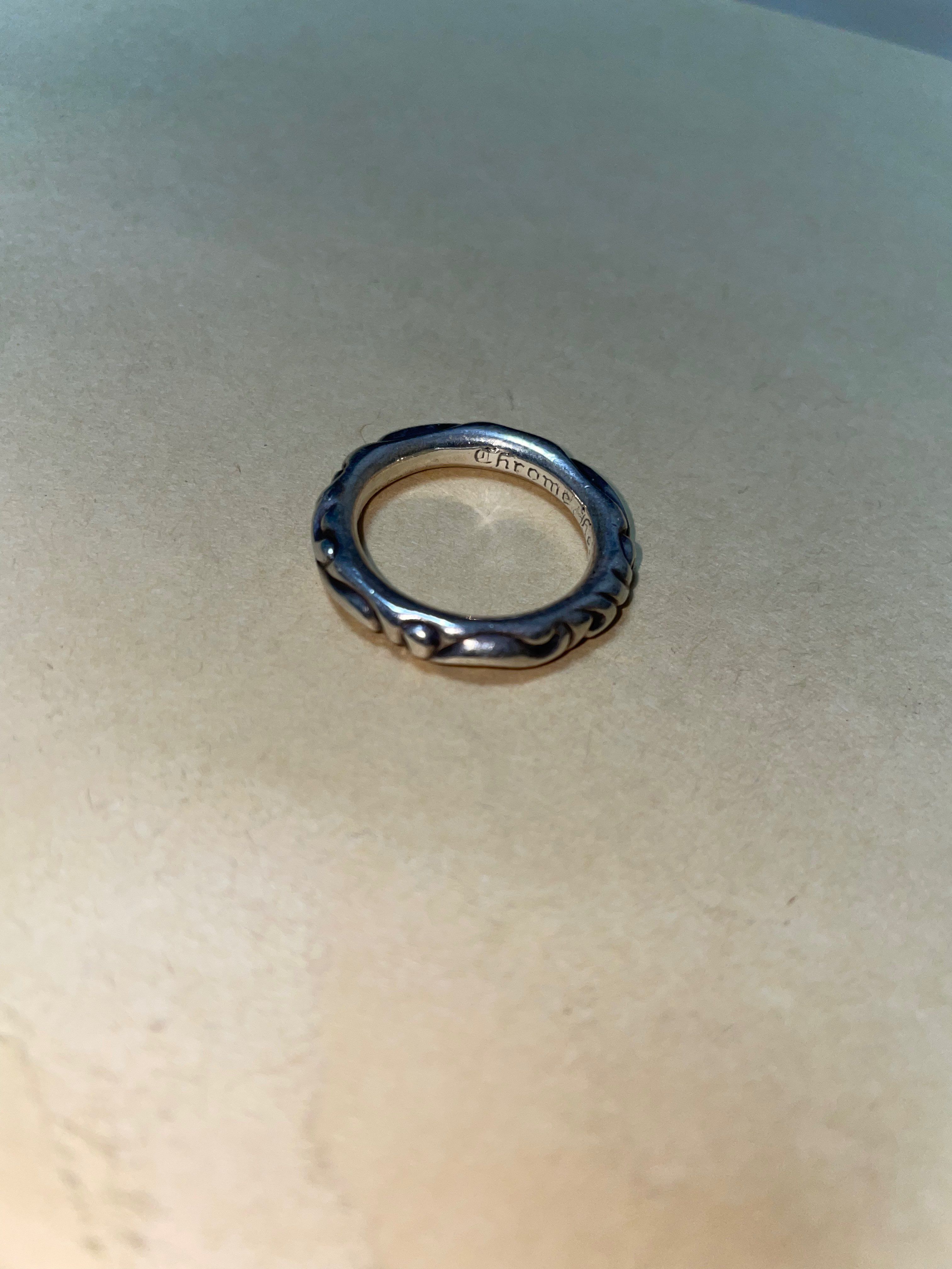 Chrome Hearts Scroll Band Ring "Silver"