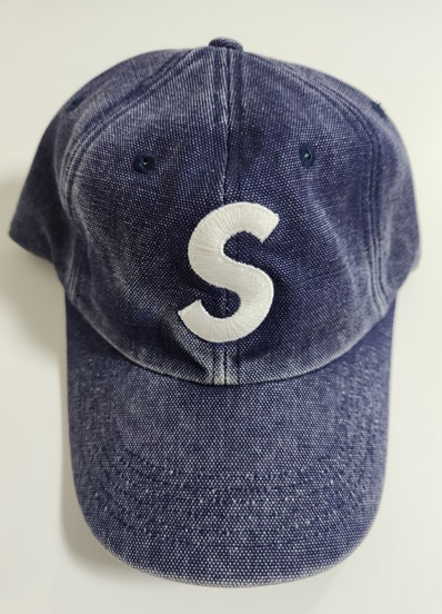 Supreme Pigment S Logo 6-Panel "Navy"