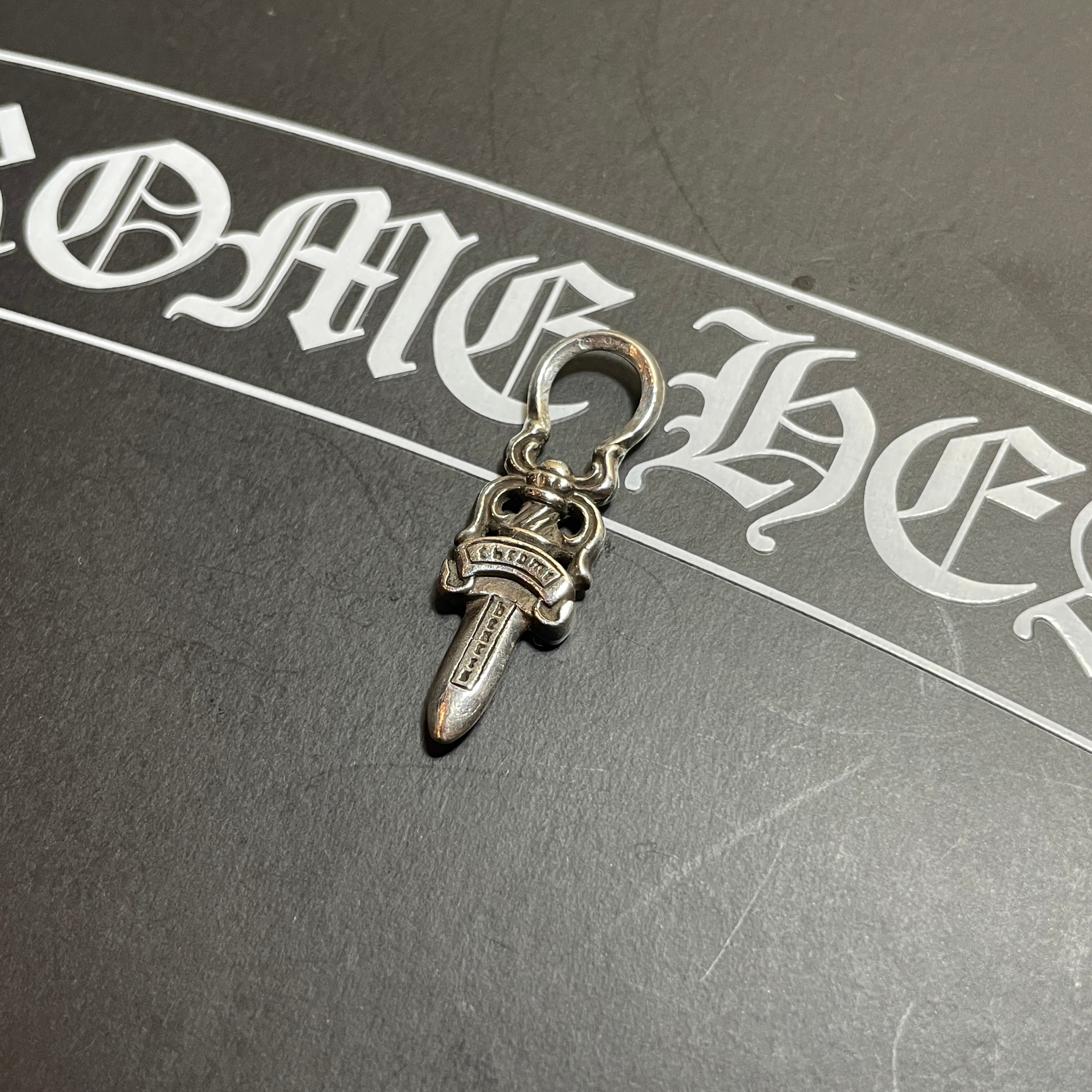 Chrome Hearts #5 Dagger Charm Zip 2 "Silver"